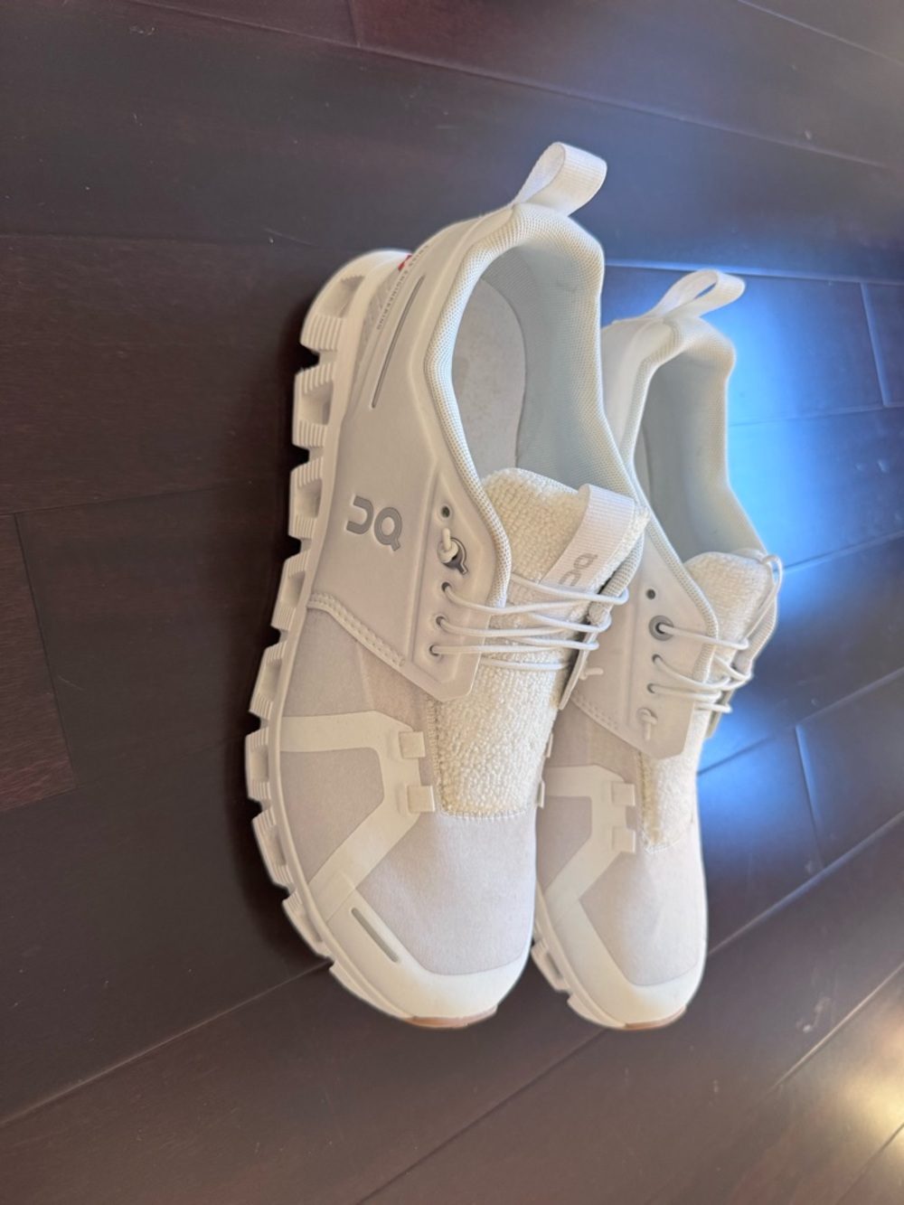 On Cloud Running White Women's Running Sneakers size 10.5 - Picture 2 of 4